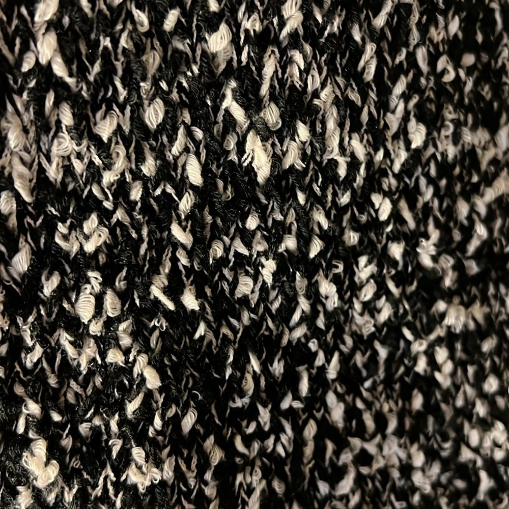 Zara Black and White Knit Sweater - Picture 5 of 5